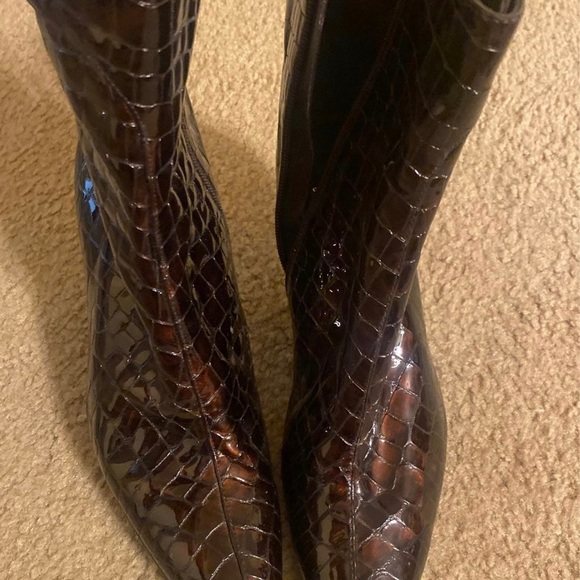 Stuart Weitzman Boots size 9.5 - Picture 2 of 6